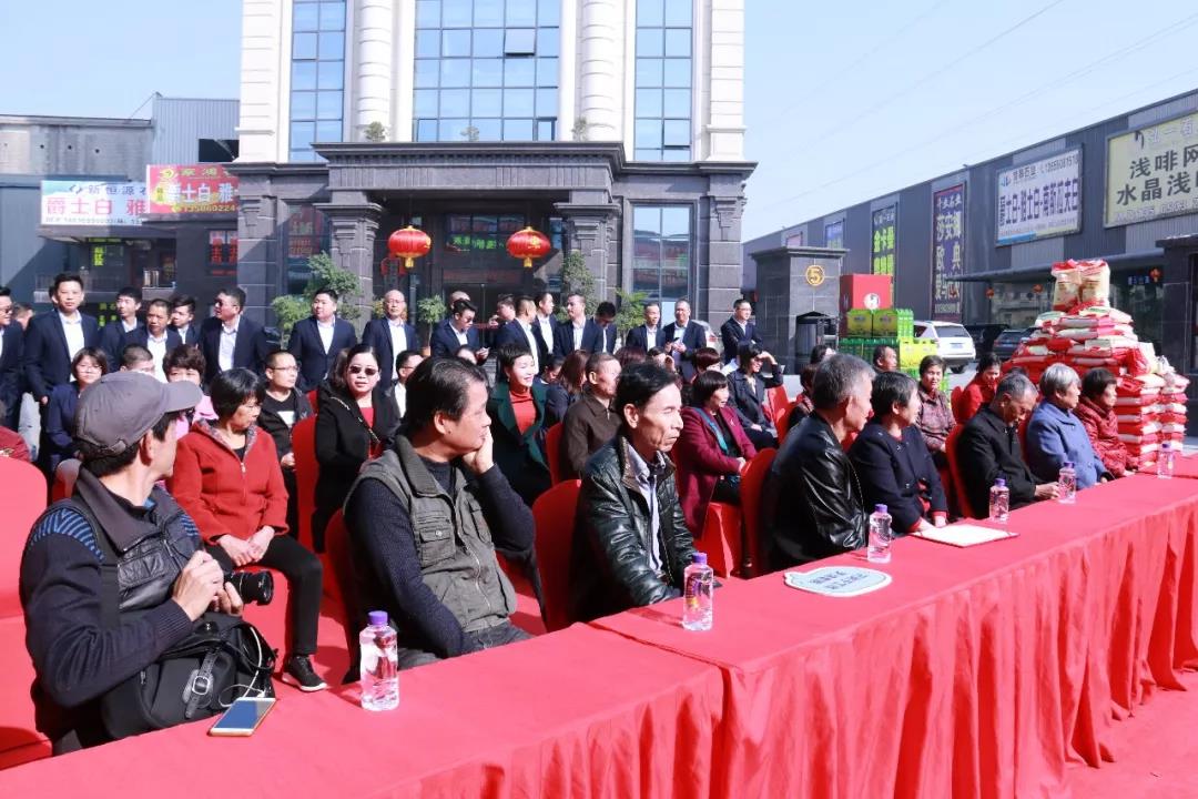 9ed152a4-e3e2-41c3-ab09-da05470dfd1c.jpg_{i}xaf